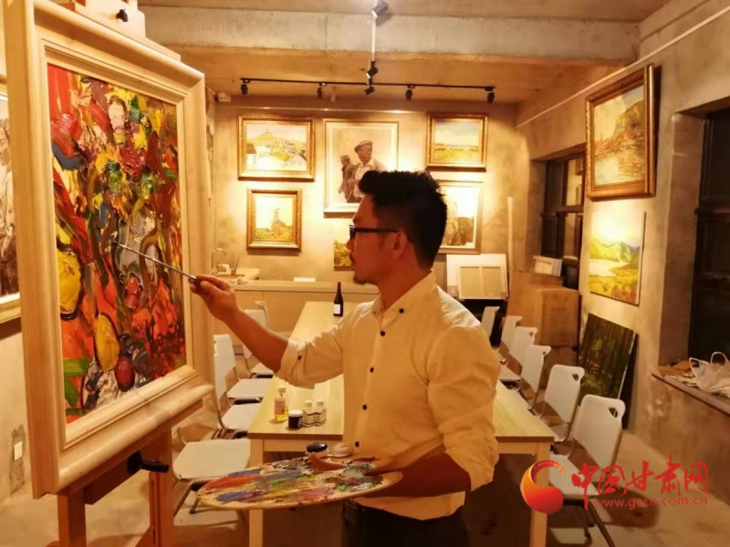 1909年咋建造黃河鐵橋？蘭州大學(xué)教師王威用油畫再現(xiàn)百年往事