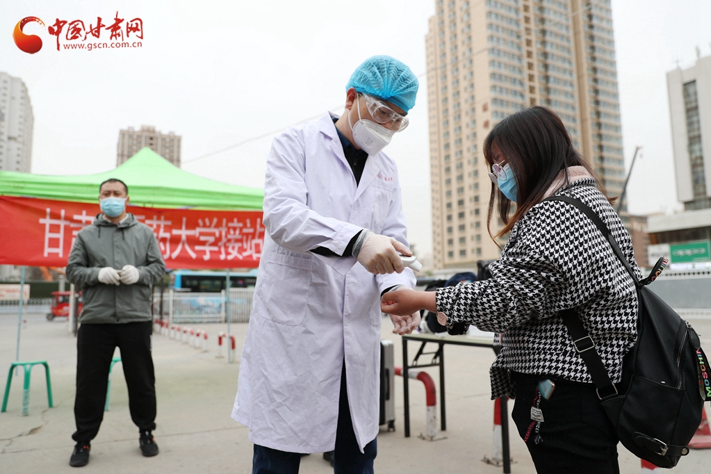 大學(xué)開學(xué)如何防疫？記者實(shí)地探訪甘肅中醫(yī)藥大學(xué)