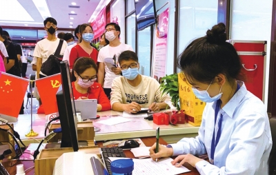 “幸有所愛(ài)，不畏山?！?“5·20”當(dāng)天蘭州城關(guān)區(qū)有521對(duì)新人領(lǐng)證