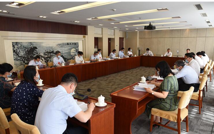 【兩會快訊】甘肅代表團分組審議全國人大常委會工作報告，唐仁健參加第二小組會議并發(fā)言