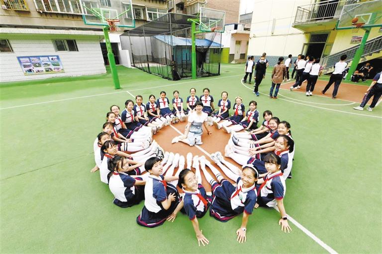 我們畢業(yè)啦！