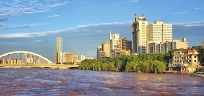 護(hù)好黃河水 保衛(wèi)蘭州藍(lán) 再造金城綠——蘭州市加強(qiáng)黃河流域生態(tài)保護(hù)、推進(jìn)高質(zhì)量發(fā)展綜述