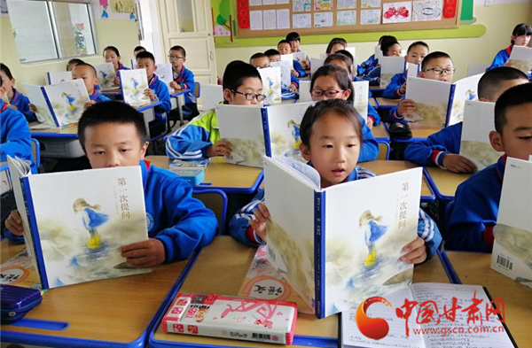 定西市渭源縣入圍“我愛(ài)閱讀100天”讀書(shū)打卡活動(dòng)“全國(guó)百?gòu)?qiáng)”縣