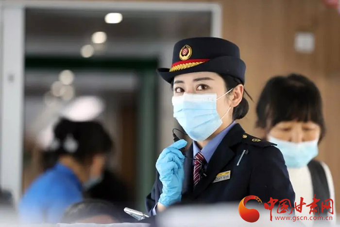 農(nóng)歷小年火車票今起開搶！這些信息你要知道