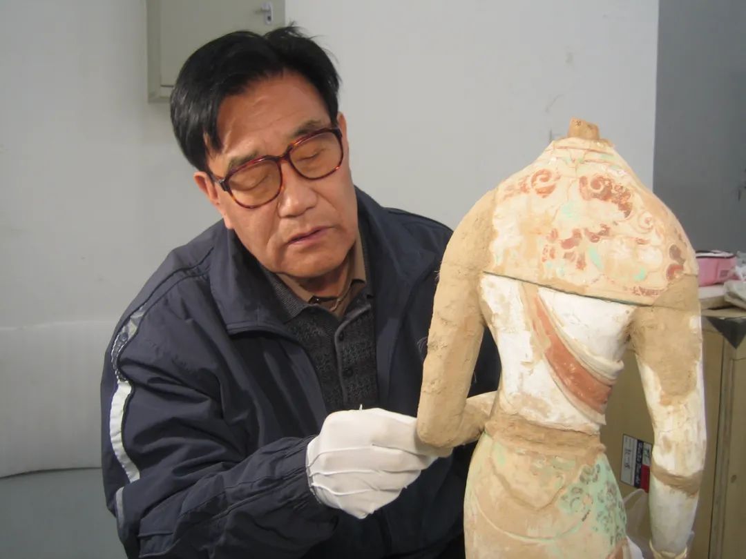 【中央媒體看甘肅】守護(hù)千年敦煌，他只覺一生太短……