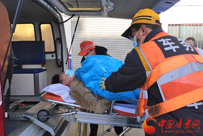 19分鐘緊急救援，永登車站為旅客開辟生命通道