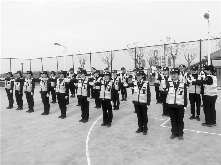 蘭州東高速收費(fèi)所開展“春訓(xùn)”活動