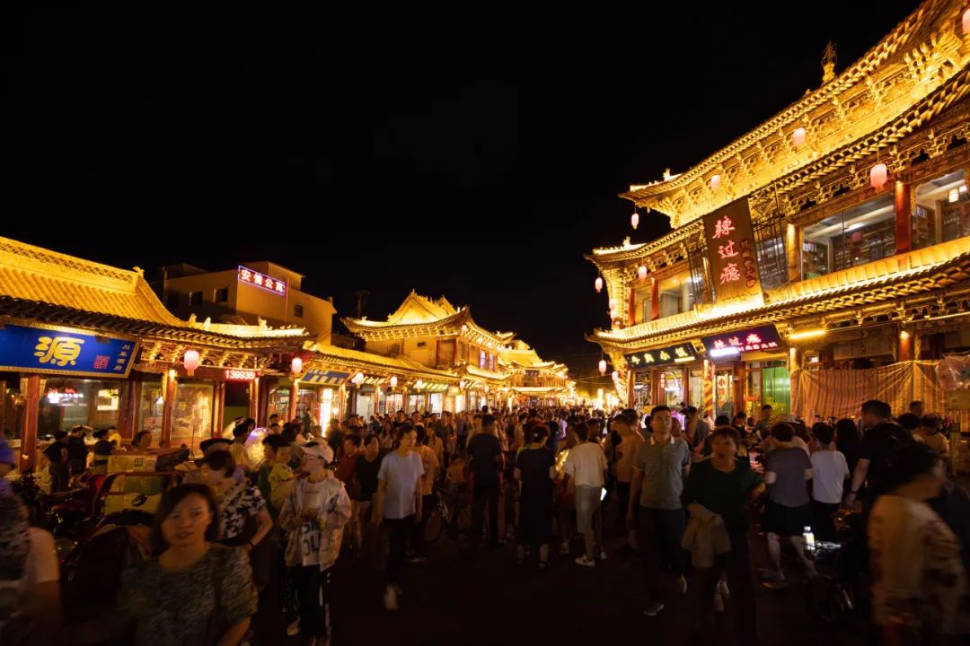 古風(fēng)、華美、浪漫、美味……現(xiàn)實版“清明上河圖”，就在這里！