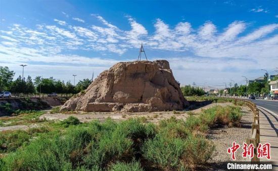 圖為沙州郡城遺址公園古遺址?！⊥醣筱y 攝