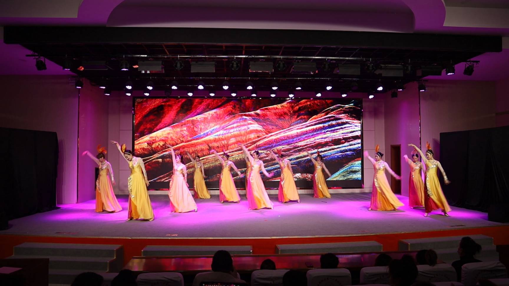 張掖市非遺舞臺劇《寶卷印象》在武威、金昌等市州上演