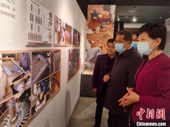 圖為展覽現(xiàn)場?！●T志軍 攝