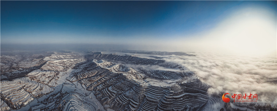 【隴拍客】蘭州榆中：穿越云?？刺萏?雪后家園似仙境