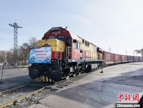 甘肅企業(yè)走出去“危中育新機(jī)” “借船出?！蓖貒H市場