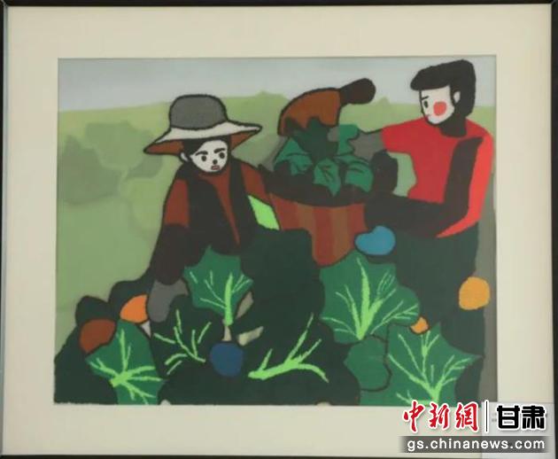 皋蘭縣高原夏菜項目幫助當(dāng)?shù)貗D女增收致富。刺繡 黃淑娟 繡稿 趙海科