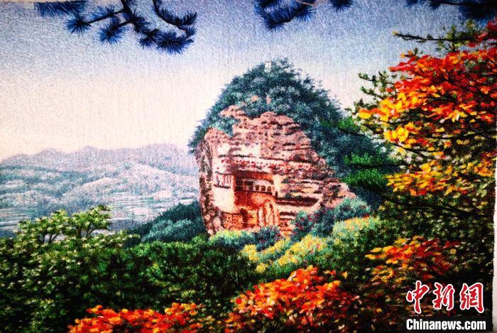 圖為劉云帆刺繡作品——麥積山石窟。(資料圖) 甘肅省非遺保護(hù)中心供圖