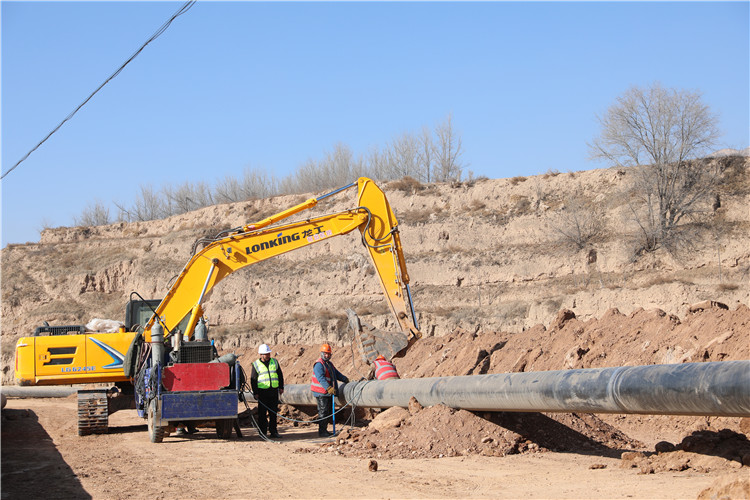 臨洮縣洮陽水廠農(nóng)村供水鞏固提升暨城區(qū)第二水源工程現(xiàn)場。_副本.jpg