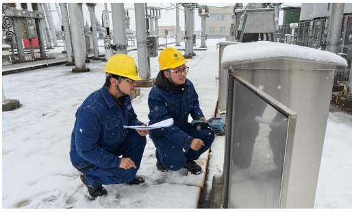 國(guó)網(wǎng)慶陽(yáng)供電公司：頂風(fēng)冒雪守電網(wǎng) 全力以赴護(hù)光明