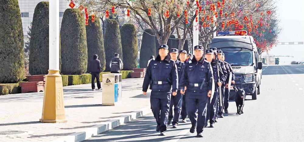 臨洮特警持續(xù)強化社會面巡邏防控